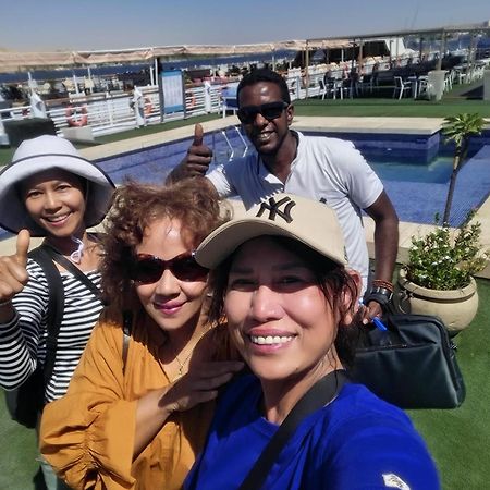 Five Star Nile Cruise From Aswan To Luxor Hotel Eksteriør billede