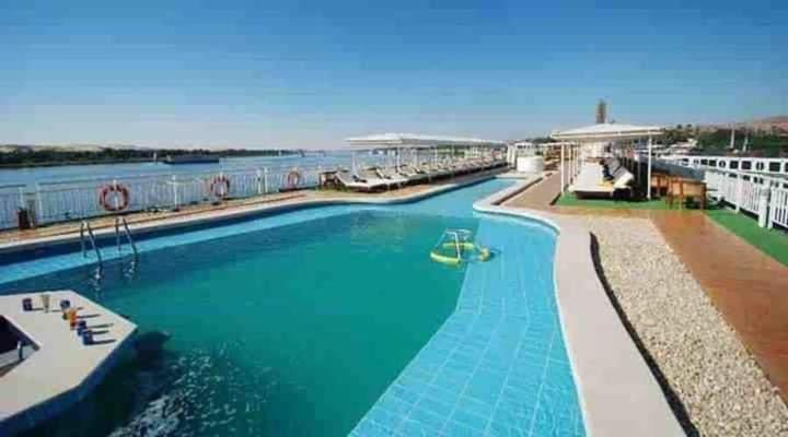 Five Star Nile Cruise From Aswan To Luxor Hotel Eksteriør billede