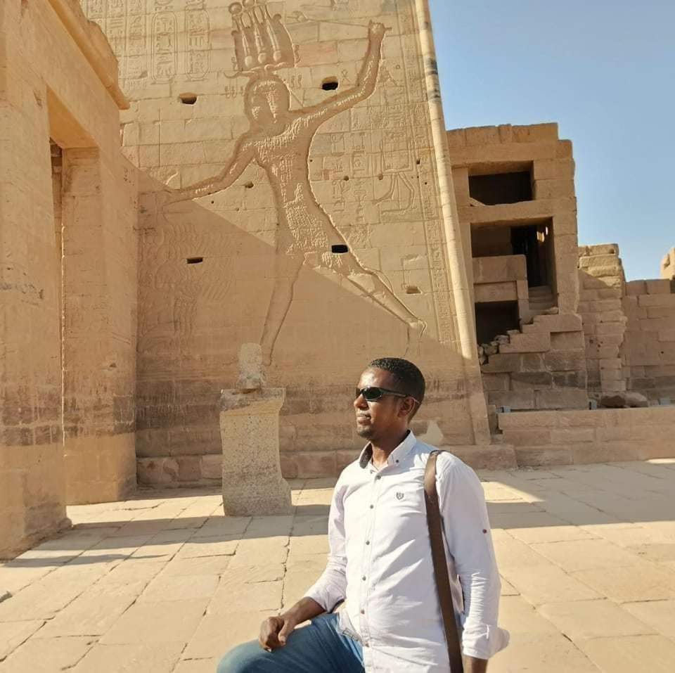 Five Star Nile Cruise From Aswan To Luxor Hotel Eksteriør billede