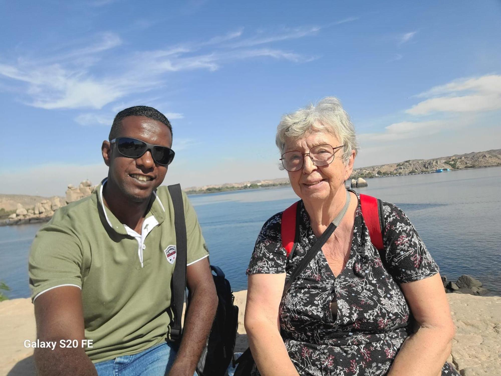 Five Star Nile Cruise From Aswan To Luxor Hotel Eksteriør billede